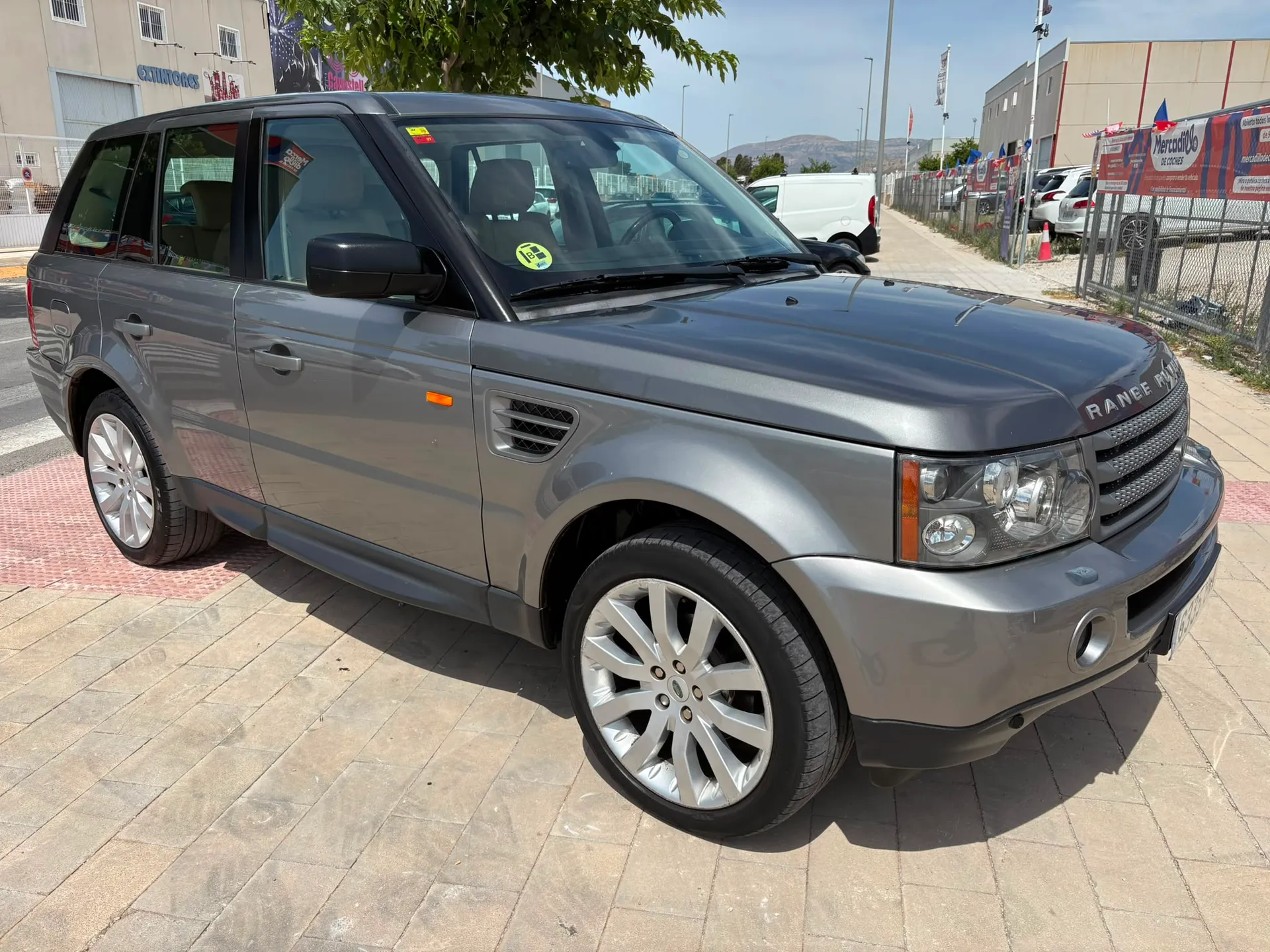 Land Rover Rangel Rover Sport HSE 2