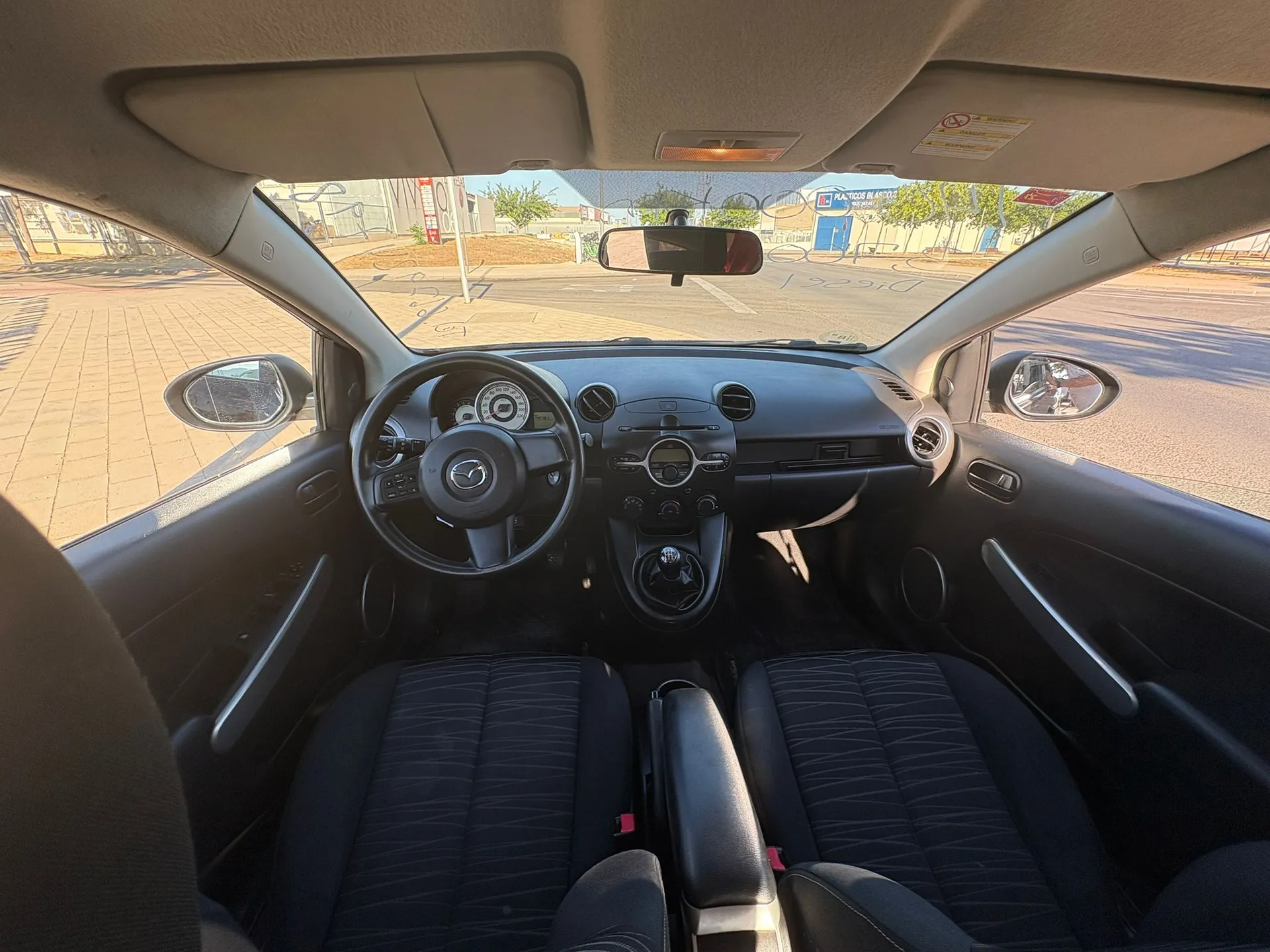 MAZDA Serie 2 Active + 3