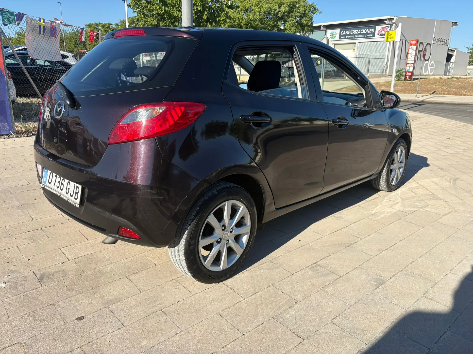 MAZDA Serie 2 Active + 2