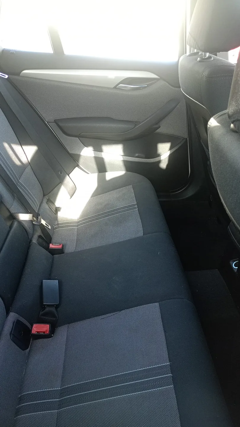 BMW X1 sDrive18d 6