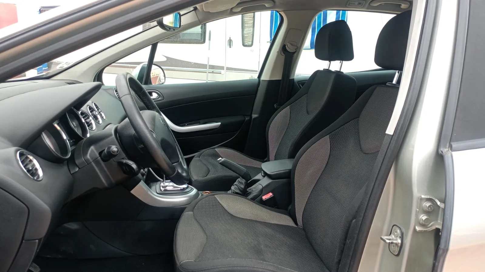 Peugeot 308 2.0 Hdi 7